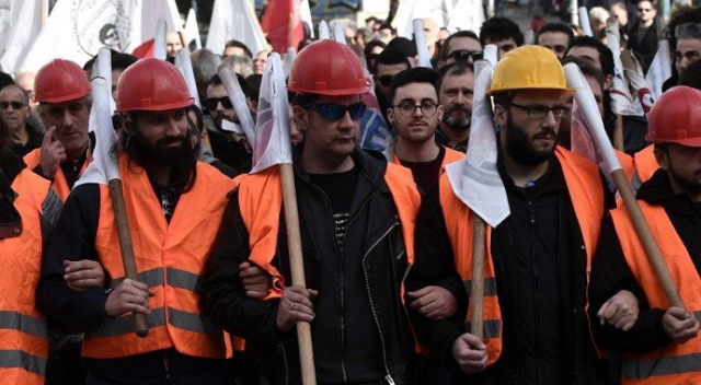 Yunanistan&#039;da genel grev hayatı felç etti