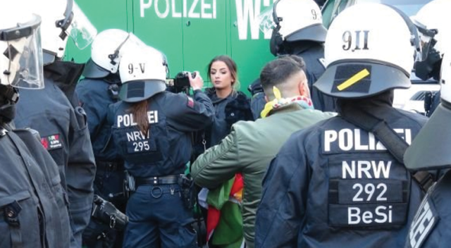 Almanya&#039;da yasa dışı PKK yürüyüşü engellendi