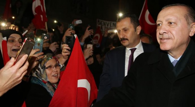 Cumhurbaşkanı Erdoğan&#039;a Fransa&#039;da sevgi seli