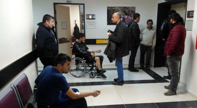 Eskişehir&#039;de işçi servisi devrildi: 8 yaralı