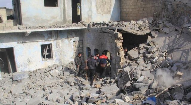 İdlib&#039;te hava saldırısı: 15 ölü, 20 yaralı