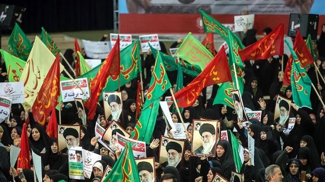 İran&#039;da rejim yanlılarının destek gösterileri devam ediyor