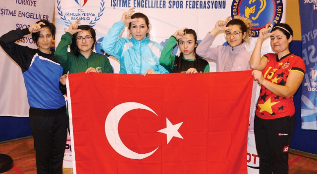 İşitme engelli sporculardan Mehmetçik’e anlamlı destek