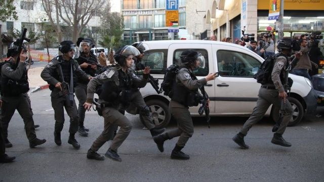 İsrail polisinden Kudüs&#039;te göstericilere müdahale