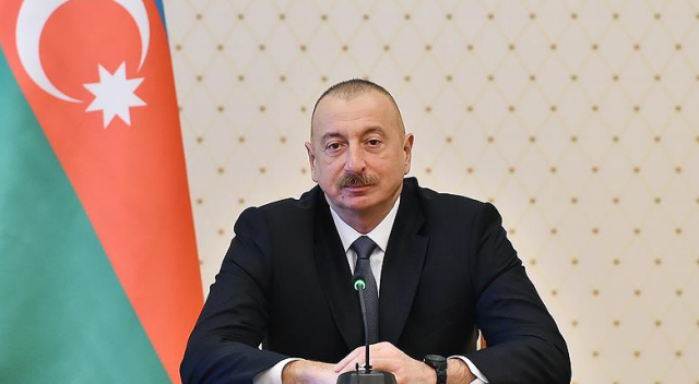 Azerbaycan&#039;da Aliyev cumhurbaşkanlığına yeniden aday