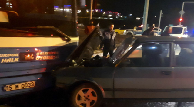 Burdur&#039;da trafik kazası: 7 yaralı