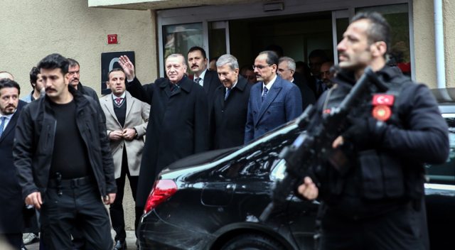 Cumhurbaşkanı Erdoğan, Kadir Mısıroğlu&#039;nu hastanede ziyaret etti
