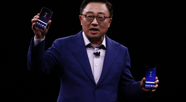 Samsung Galaxy S9 duygulara tercüman | Samsung Galaxy S9 plus özellikleri ve Galaxy S9 Türkiye fiyatı