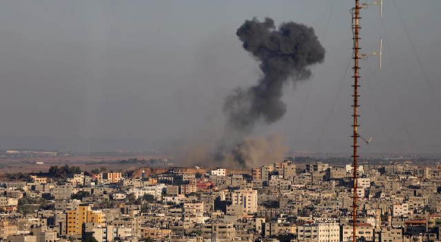 İsrail, yine Gazze&#039;yi vurdu