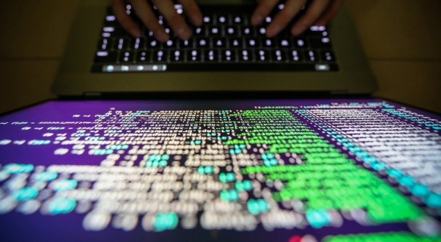 Rus hackerlardan Almanya’ya siber saldırı