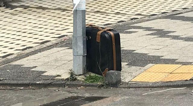 Sultanbeyli&#039;de şüpheli valiz paniği