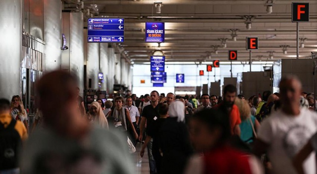 Yarıyıl tatilinde 3 milyon yolcu Atatürk Havalimanı&#039;nı kullandı