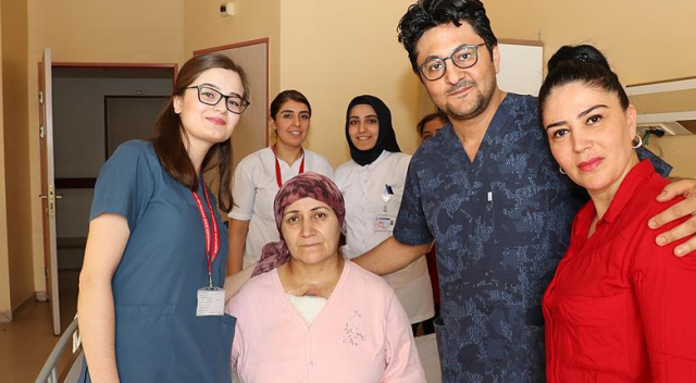 Azerbaycanlı kadın Türkiye&#039;de sağlığına kavuştu