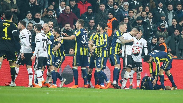 Beşiktaş, Mehmet Ekici ve De Souza&#039;nın PFDK&#039;ya sevkini istedi