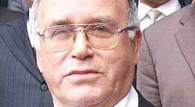 Emekli hakim Mehmet Orhan Karadeniz hayatını kabetti
