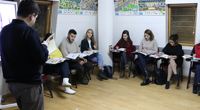 Kosovalı öğrenciler YEE ile Türkçe öğreniyor
