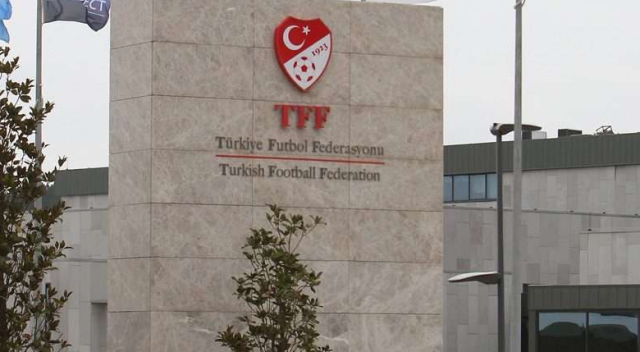 PFDK&#039;dan Fenerbahçe ve Galatasaray&#039;a para cezası