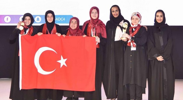 4. Uluslararası Arapça Münazara Şampiyonu Türkiye oldu