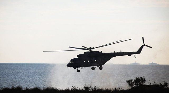 Akdeniz&#039;de askeri helikopter düştü: 1 ölü