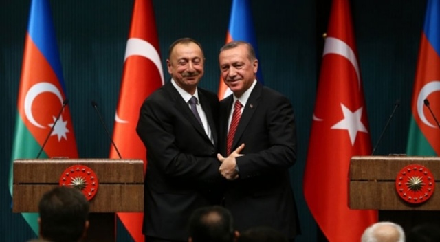Erdoğan yeniden seçilen Azerbaycan Devlet Başkanı&#039;nı kutladı