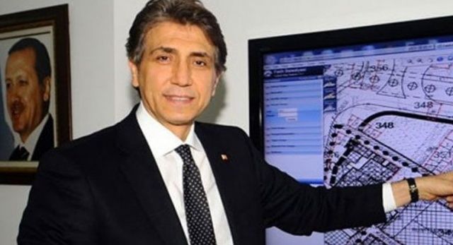 Fatih Belediye Başkanı istifa ediyor