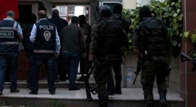Polisten HDP ilçe binasına baskın: 10 gözaltı