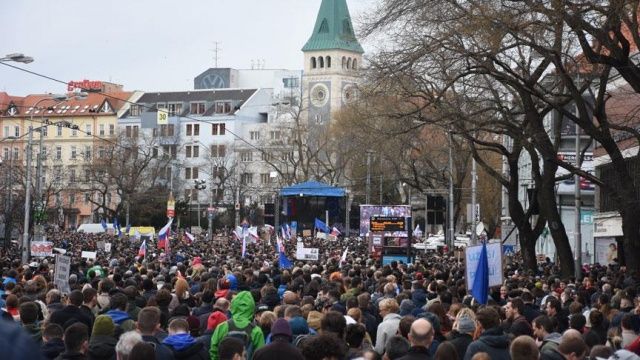 Slovakya&#039;da hükümet karşıtı gösteri