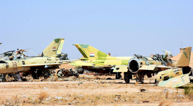 Suriye rejimi havaalanları ve üsleri boşaltıyor