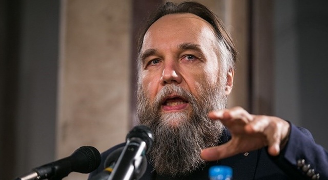 Rus stratejist Dugin: Batı, yeni bir dünya savaşı başlatmak için karar aldı