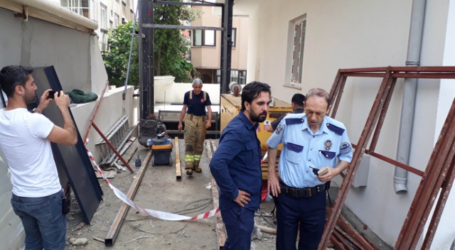 Bakırköy&#039;de asansör kazası! Yaralı işçiler var