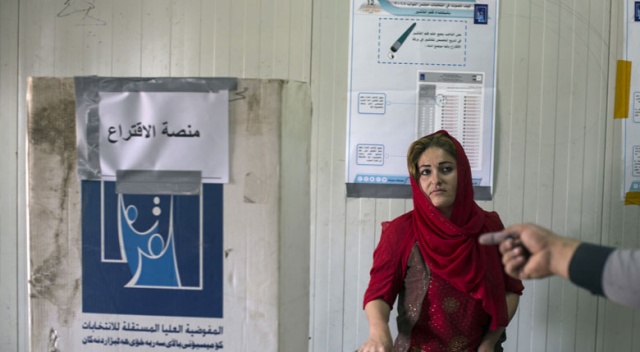 Irak seçimlerine katılım oranı yüzde 44.5
