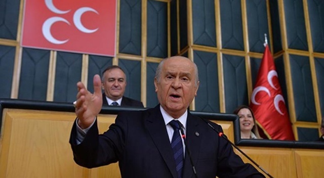 MHP lideri Bahçeli&#039;den af önerisi