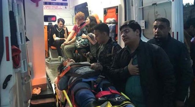 Öğrenci taşıyan tur otobüsü devrildi: 9 yaralı