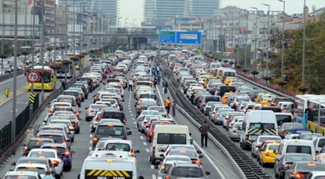 Araç sahiplerini ilgilendiren haber! Zorunlu trafik sigortası yönetmeliğinde değişiklik