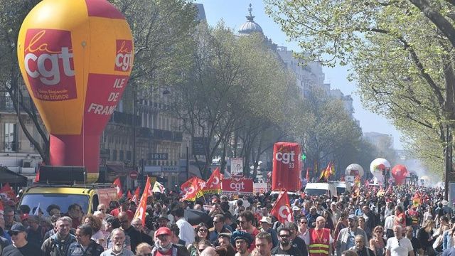 Fransa&#039;da grev ve gösteriler devam edecek