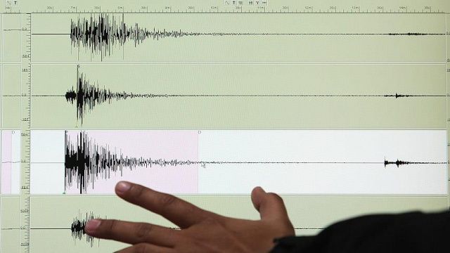 Papua Yeni Gine&#039;de 5,3 büyüklüğünde deprem