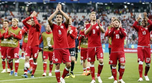 Peru penaltı kaçırdı, 3 puanı Danimarka kaptı