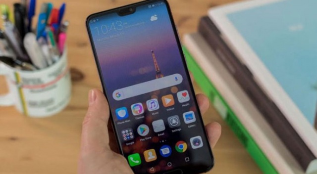 Huawei P20 Pro 2018’in en iyi telefonu seçildi