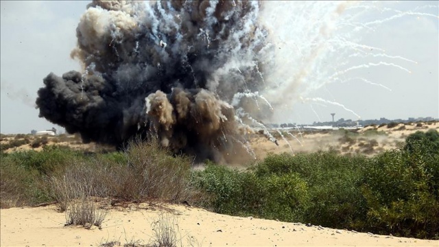 İsrail&#039;den Gazze sınırına roket saldırısı