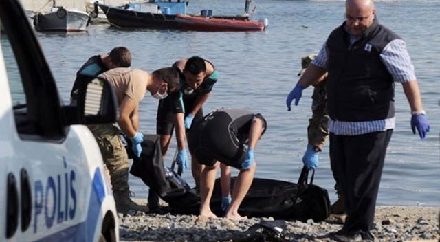 Kadıköy&#039;de denizde ceset bulundu
