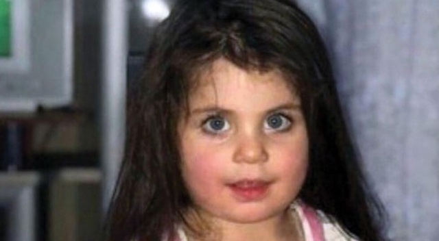 Minik Leyla Aydemir&#039;in babasına otomobil çarptı