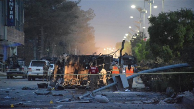 Pakistan&#039;da güvenlik güçlerine bombalı saldırı: 5 yaralı