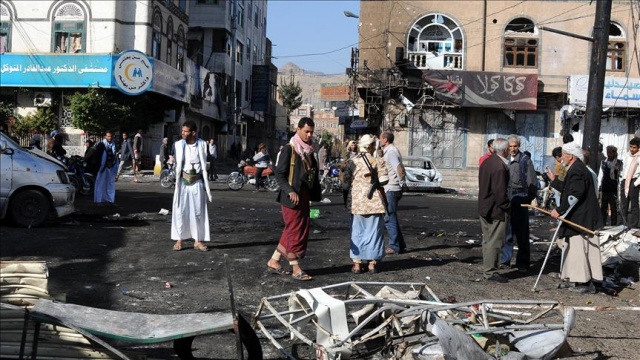 Yemen Başbakanı Dağr&#039;dan Husilere yağmalama suçlaması