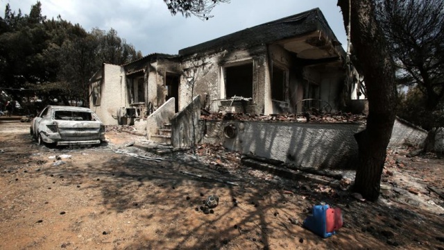 Yunanistan&#039;daki yangında ölü sayısı artıyor