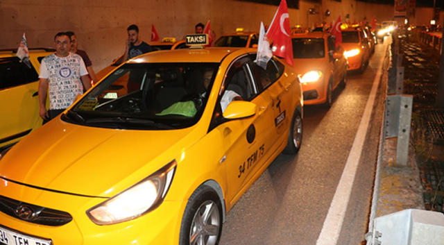 İstanbul’da taksicilerden ABD Başkonsolosluğu önünde protesto
