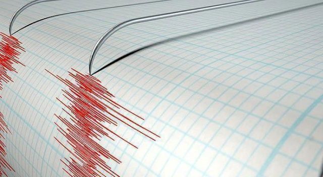 Son dakika... Ege Denizi&#039;nde 4.9 büyüklüğünde deprem (Son depremler)