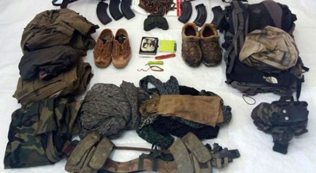 PKK&#039;lı teröristler kıyafetini, silahını bırakıp kaçıyor