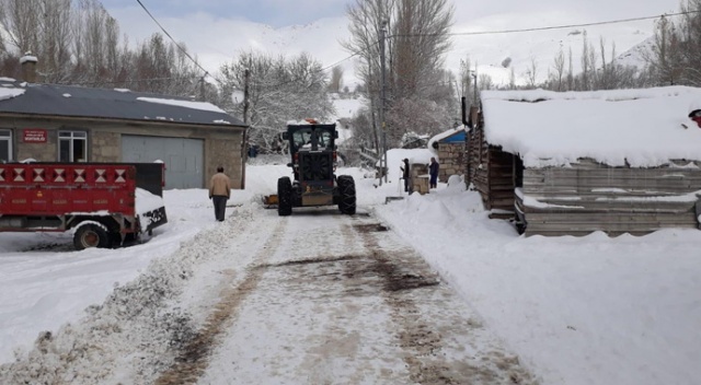 Tunceli&#039;de 49 köy yolu ulaşıma kapandı