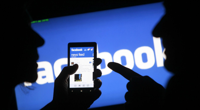 Milyonlarca Facebook fotoğrafları üçüncü parti yazılımlarla paylaşılmış olabilir
