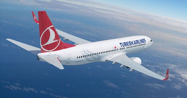 Türk Hava Yolları&#039;nın uçağına yıldırım isabet etti